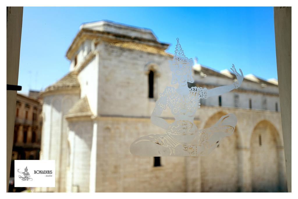Bonadies Suite Barletta Buitenkant foto